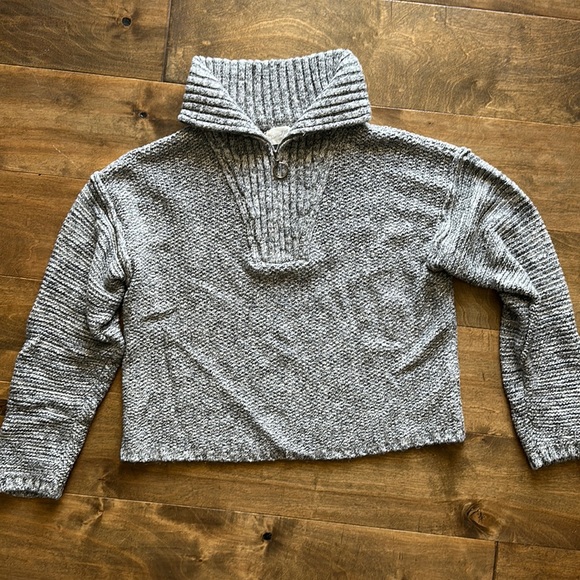 Women’s Universal Thread Quarter Zip Pullover - Picture 1 of 5